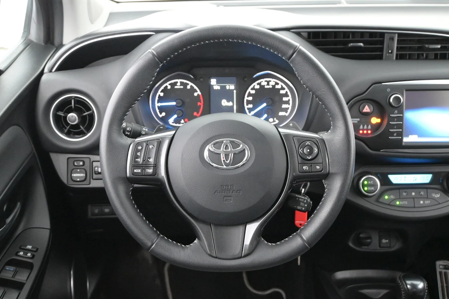 Car Image - 6MUoo0UofYC7e4LaxioKNa
