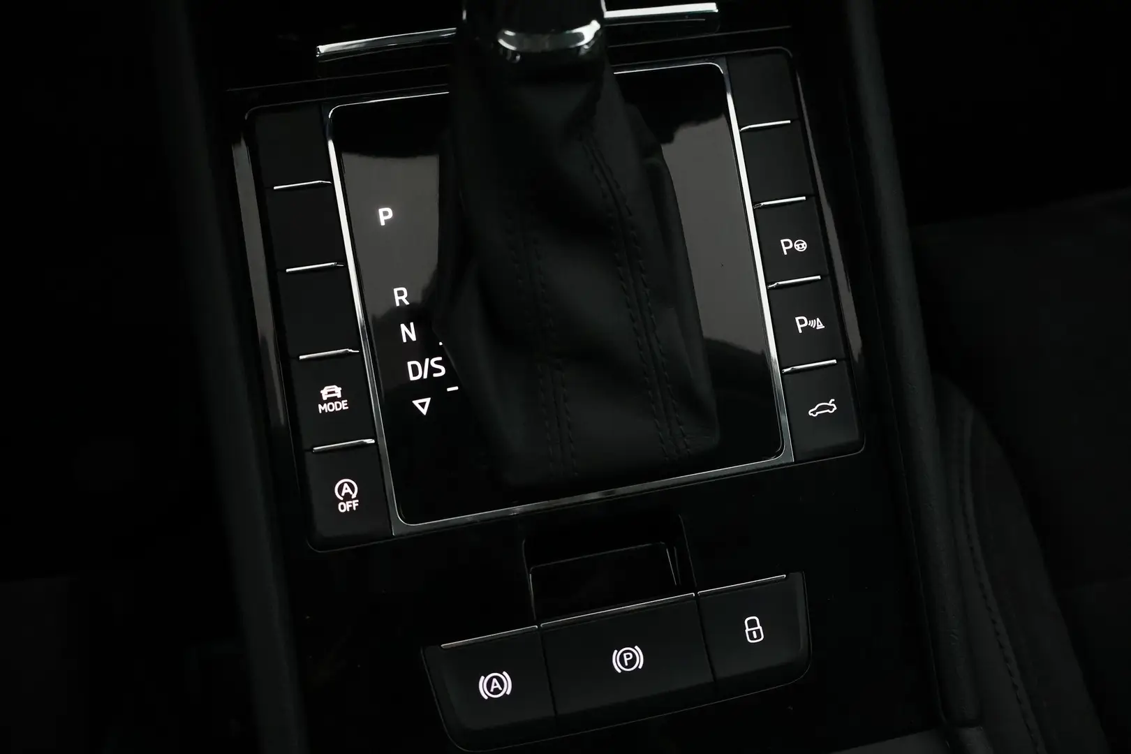 Car Image - 2BP3mRDqH9qXlcAxtzkCCa