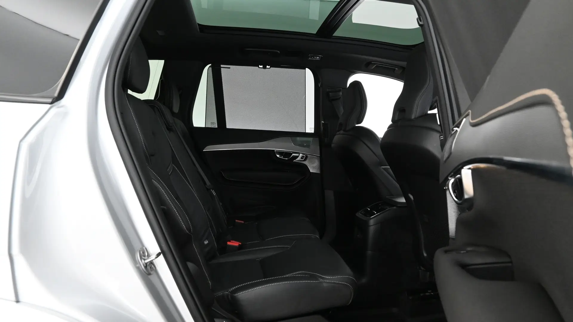 Car Image - 1UOdxTNotaofxFc6s8C5pN
