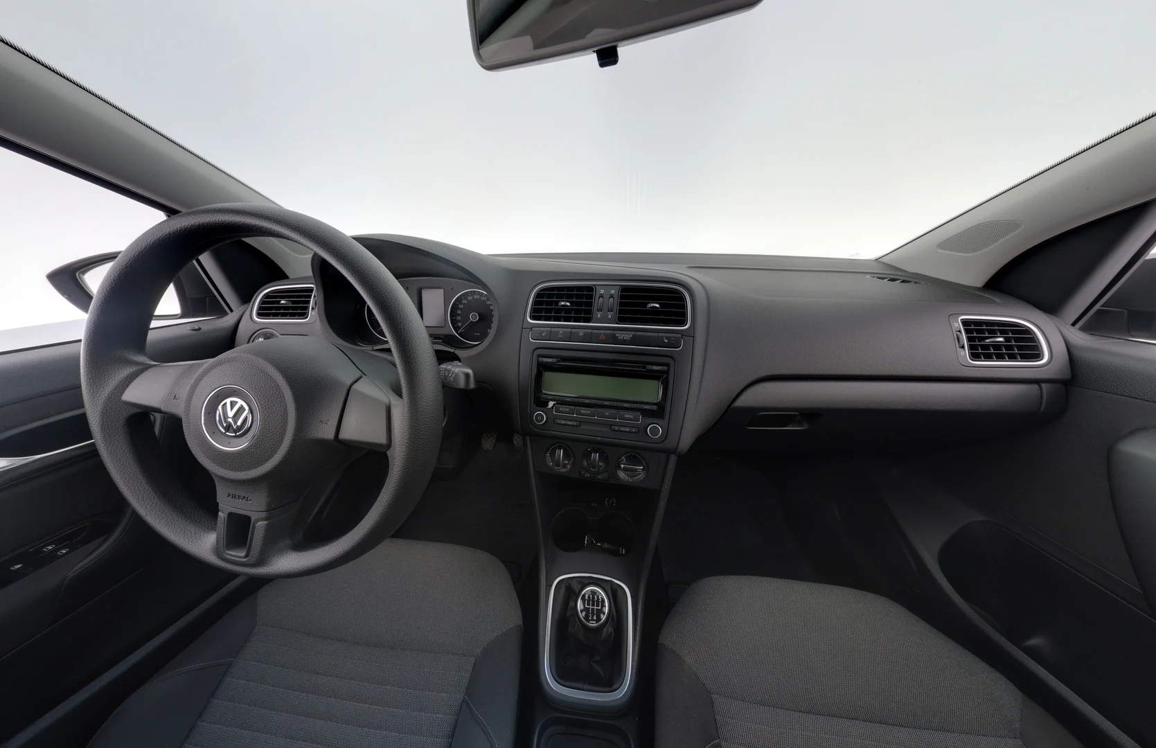 Car Image - 1D481kFivQr593LsVUV30i