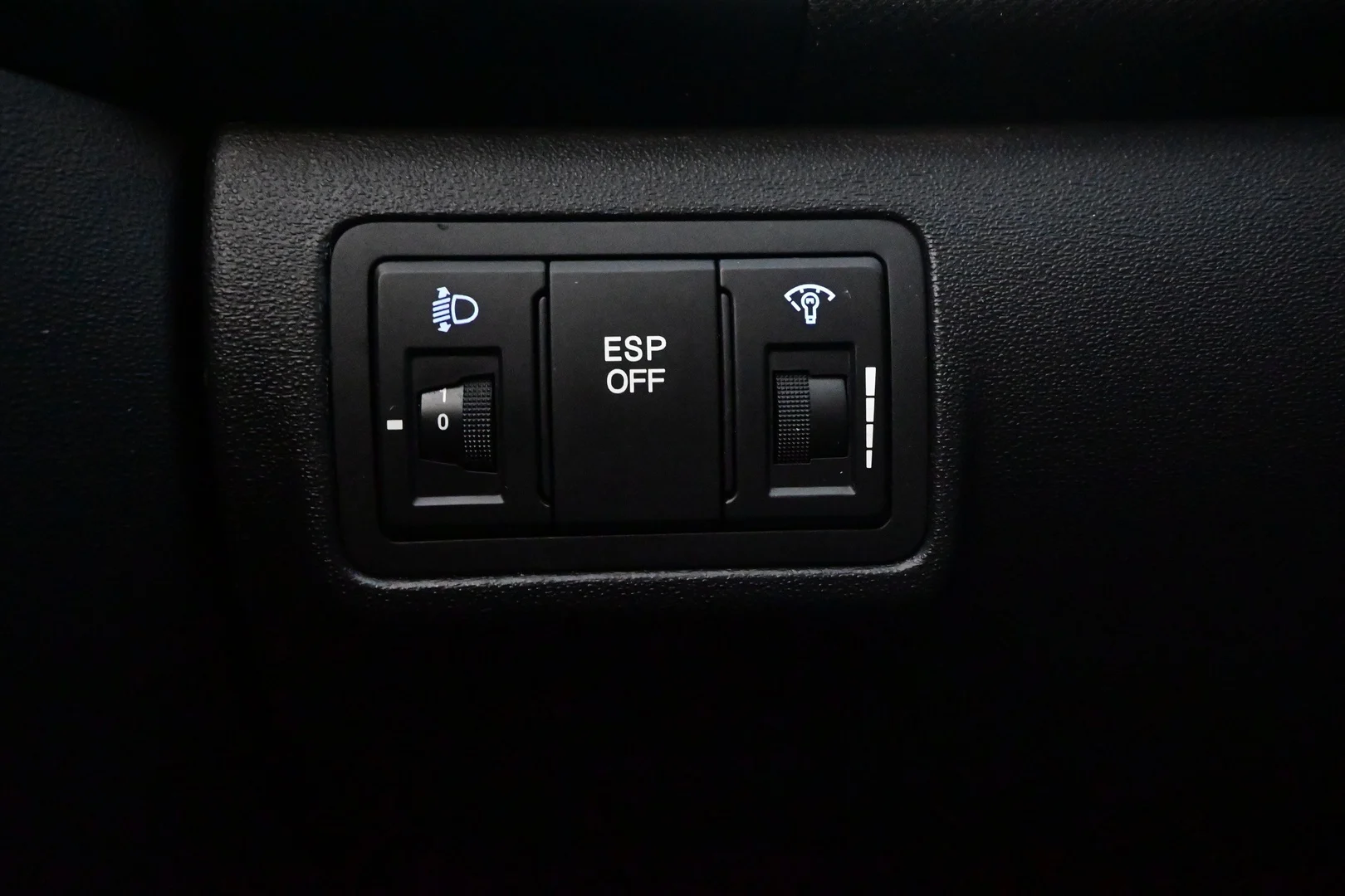 Car Image - 5afUocAOks6TKqRqpbgEoO