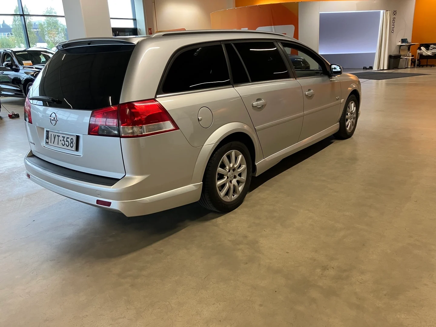 Car Image - 4egvsefKjNZ0JNBRvOvjhT