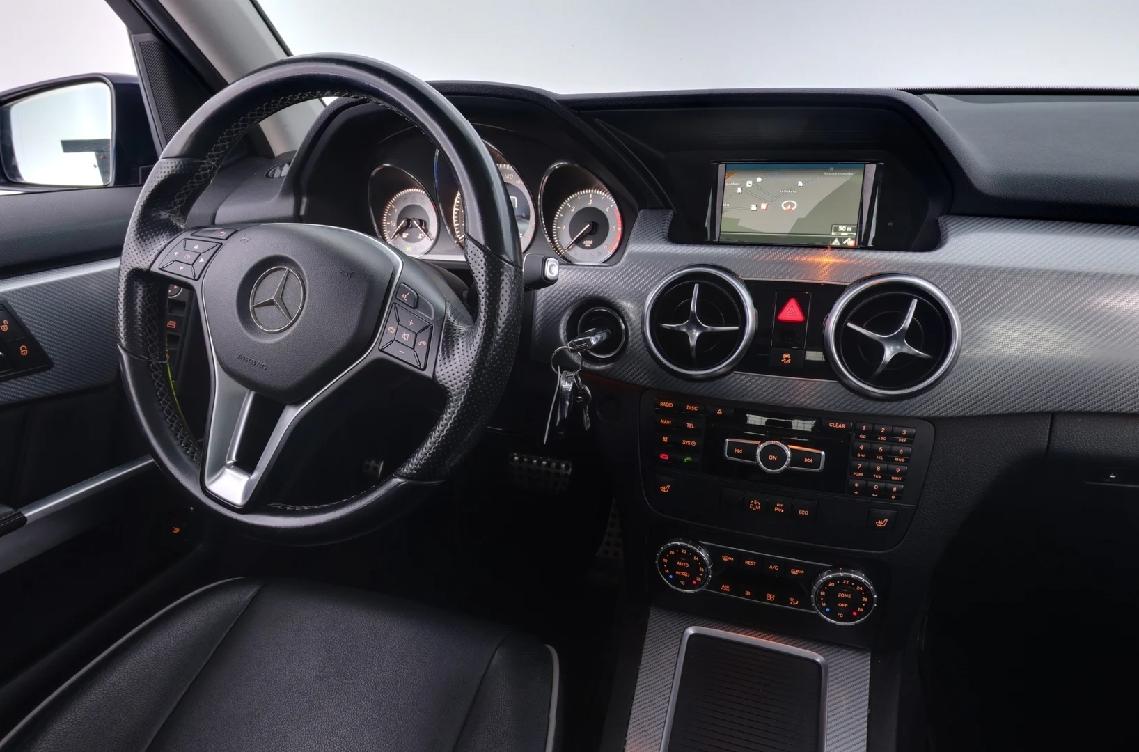 Car Image - 7s3o37aZQOSuEGQCdaxuLF