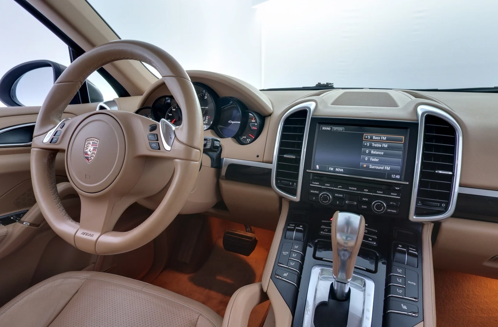 Car Image - 1qlTHlC984yTLIhuWF6bIl