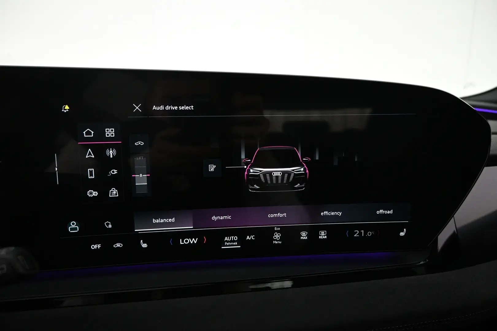 Car Image - 2PmQDPxTbVFuWeDB28MB4F