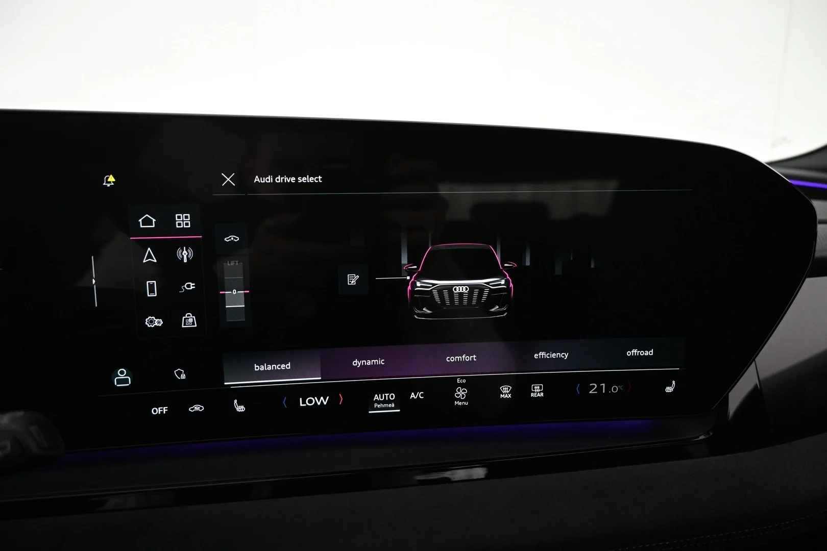 Car Image - 2PmQDPxTbVFuWeDB28MB4F