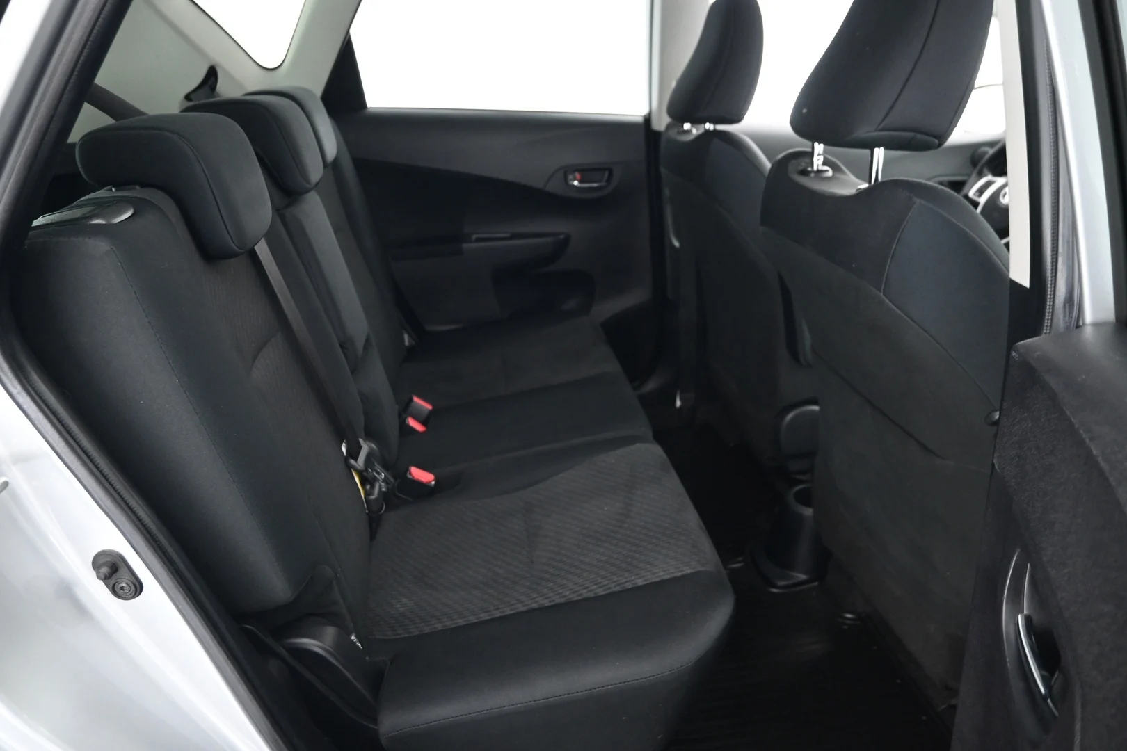 Car Image - 4KmJpWlMJMQnbBCw7akSoq