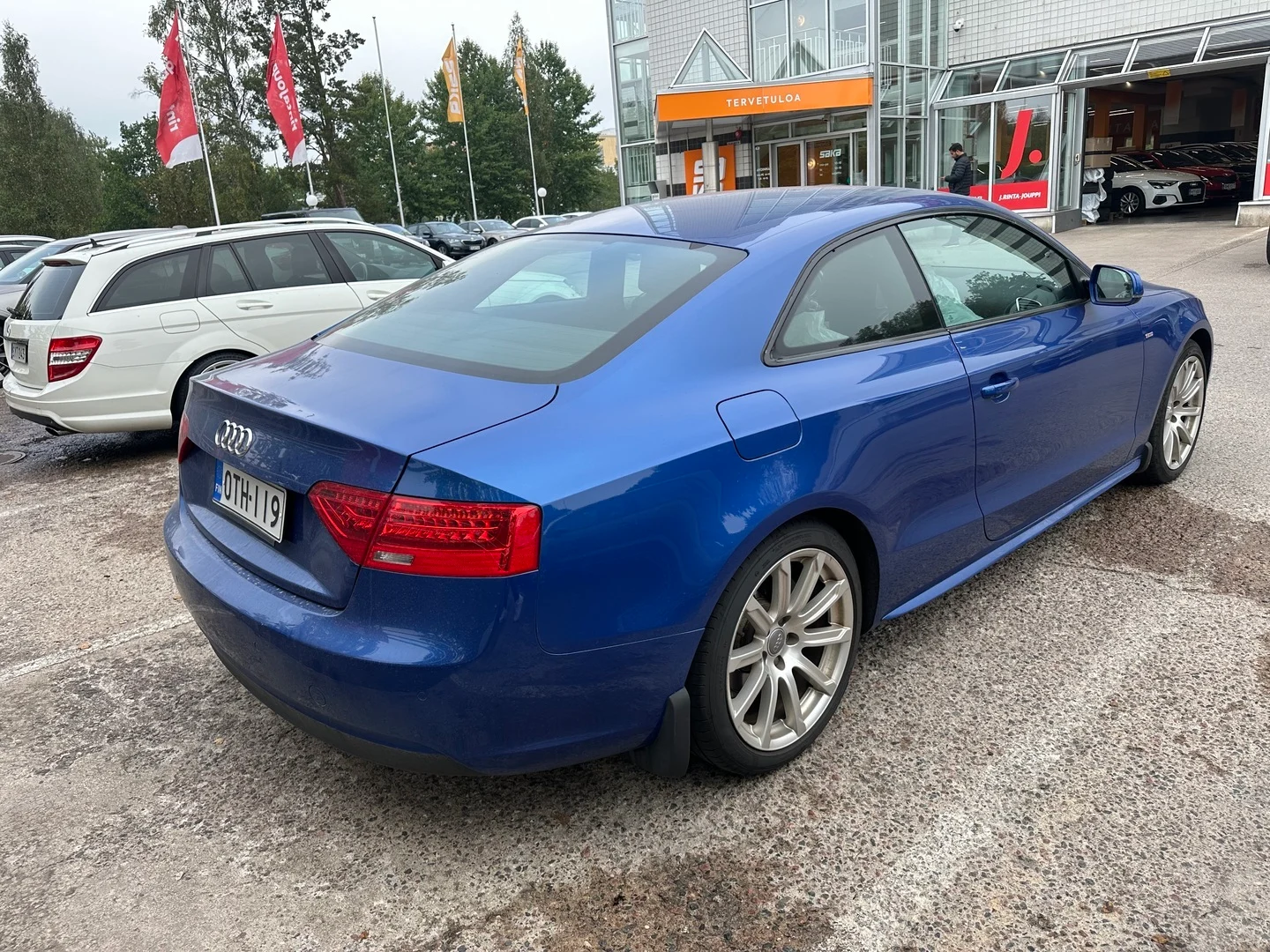Car Image - 18U7dw0Zklr9Ii11dcpHWF