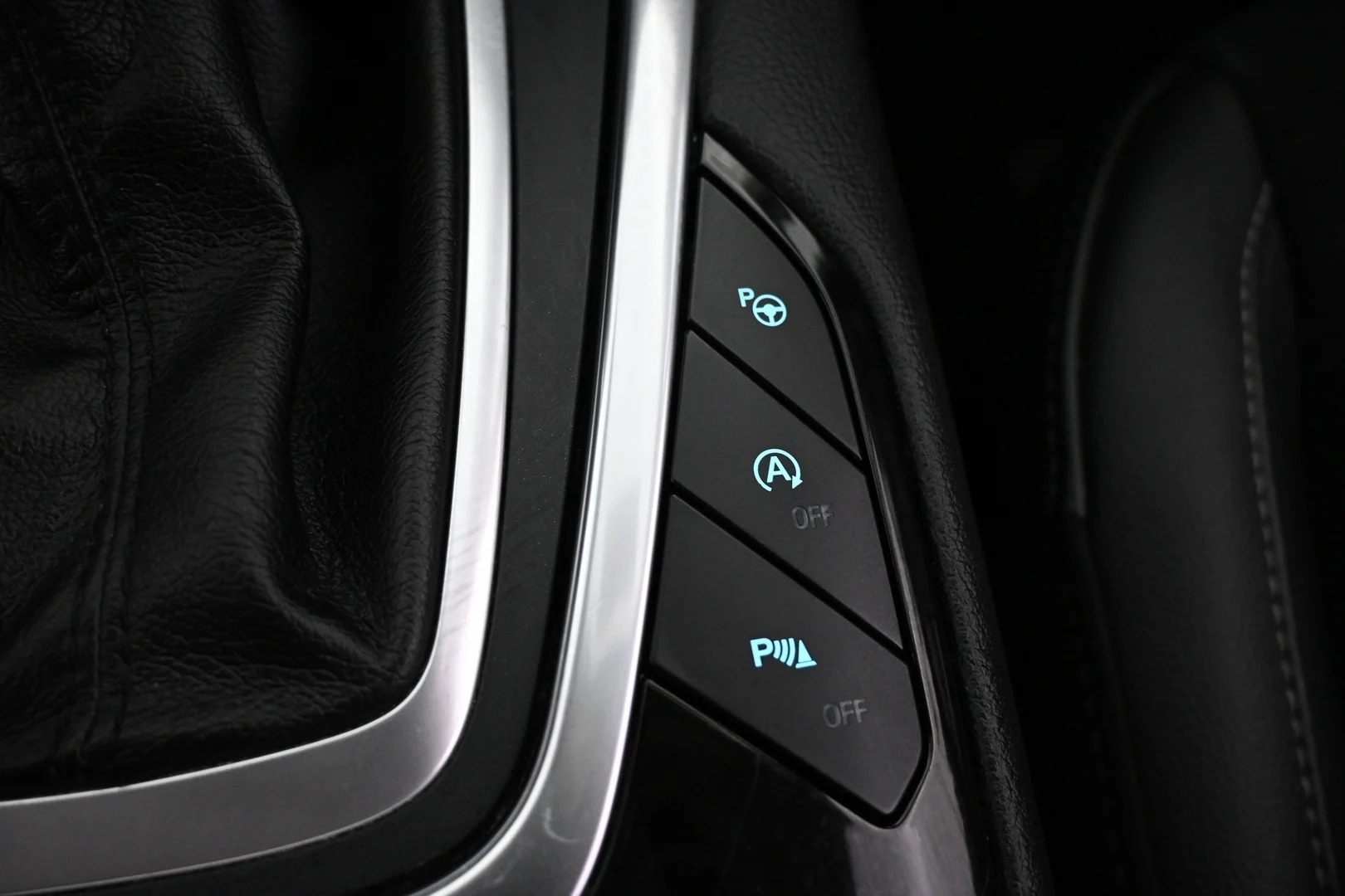 Car Image - 2KXEvzHyrw77APIVRBysUg