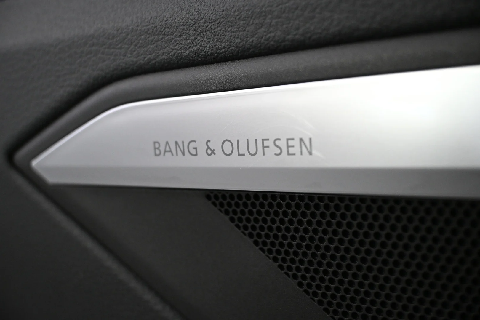 Car Image - 4WEa73o705mLc9LnTsbUB5