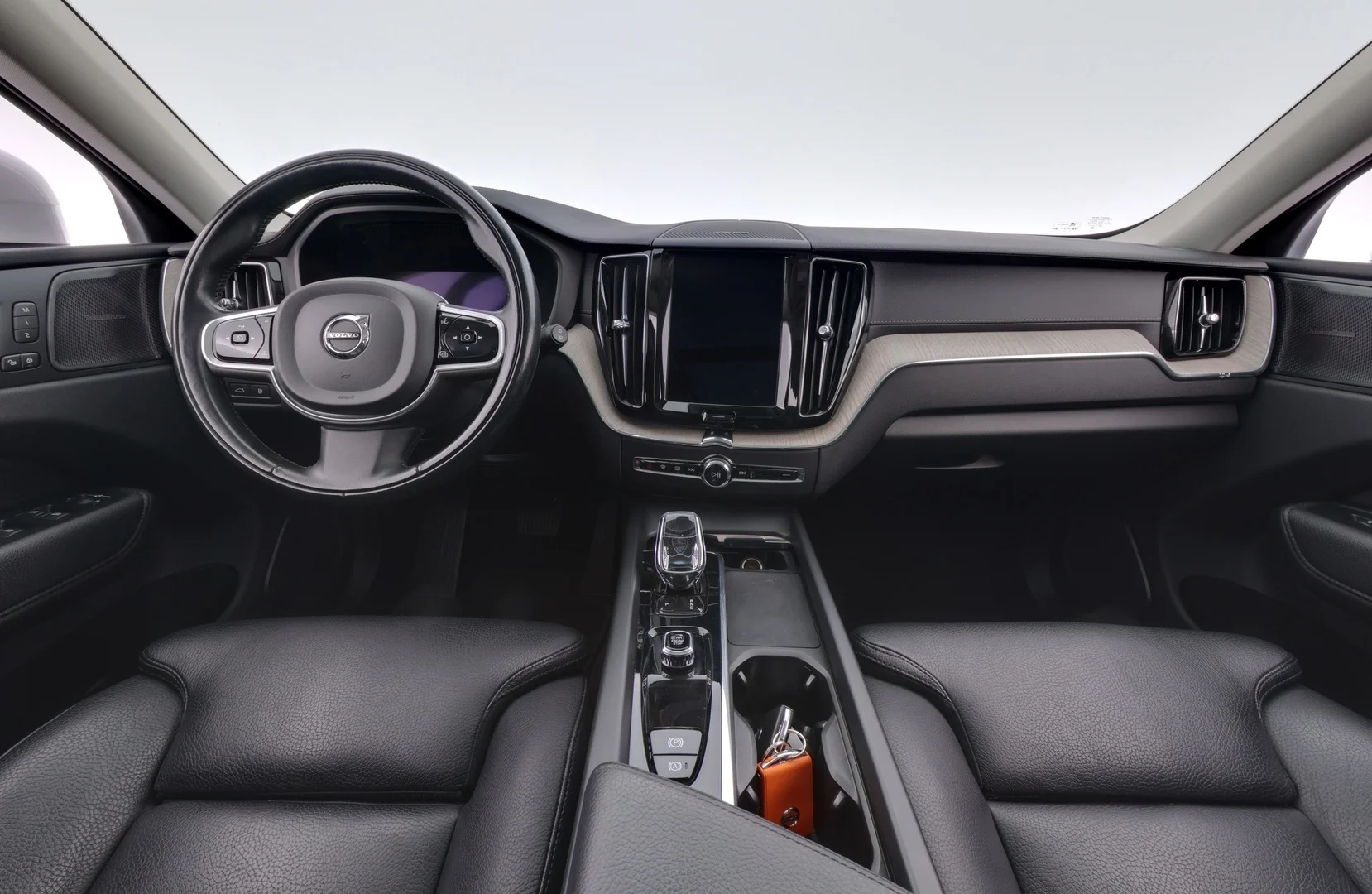 Car Image - HD6Oo1GLbZFGUL2mz8s0p