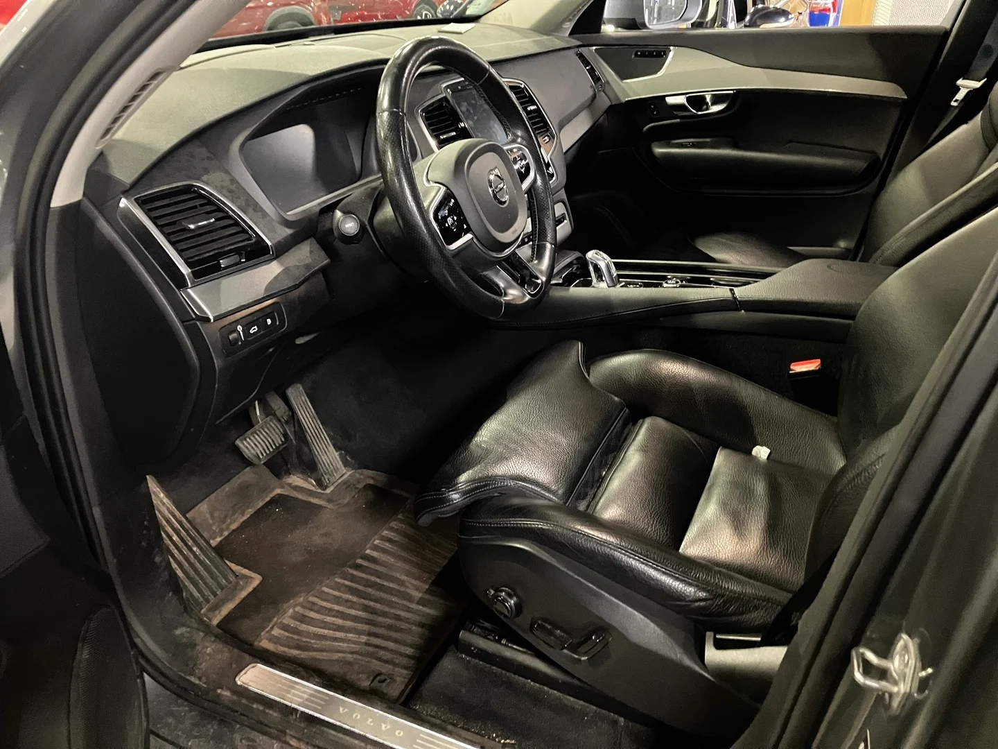Car Image - 6sX11C8lBo43ugVYyCUwnY