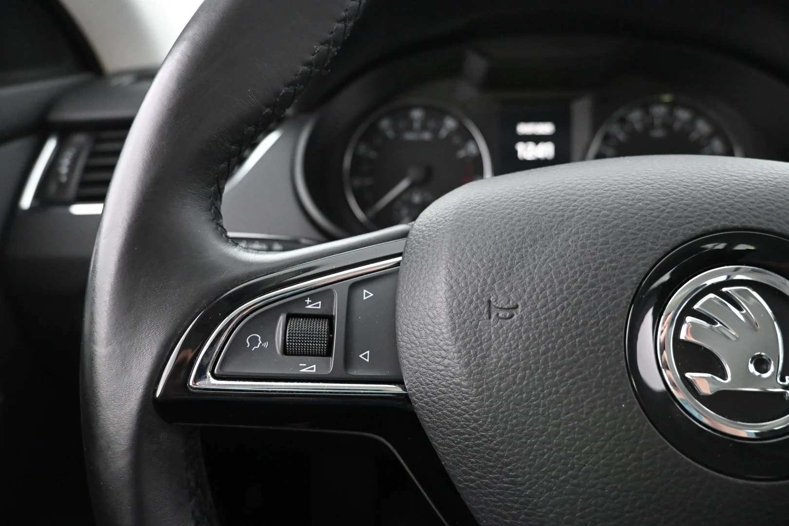 Car Image - 6XzhtYtdQJ0StZaCexUsDH