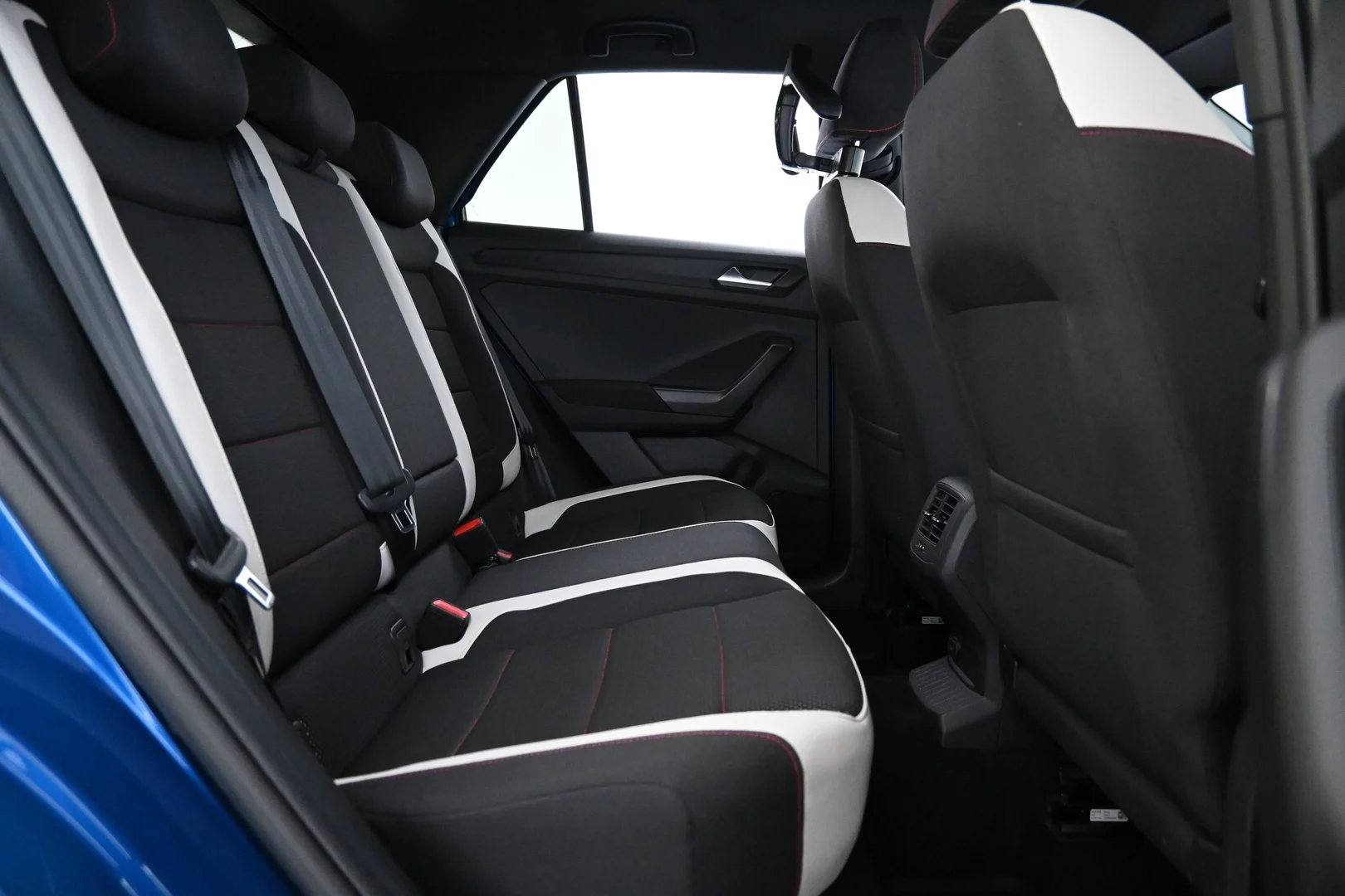 Car Image - 5499cyawffYRcl4Uf38ZgF