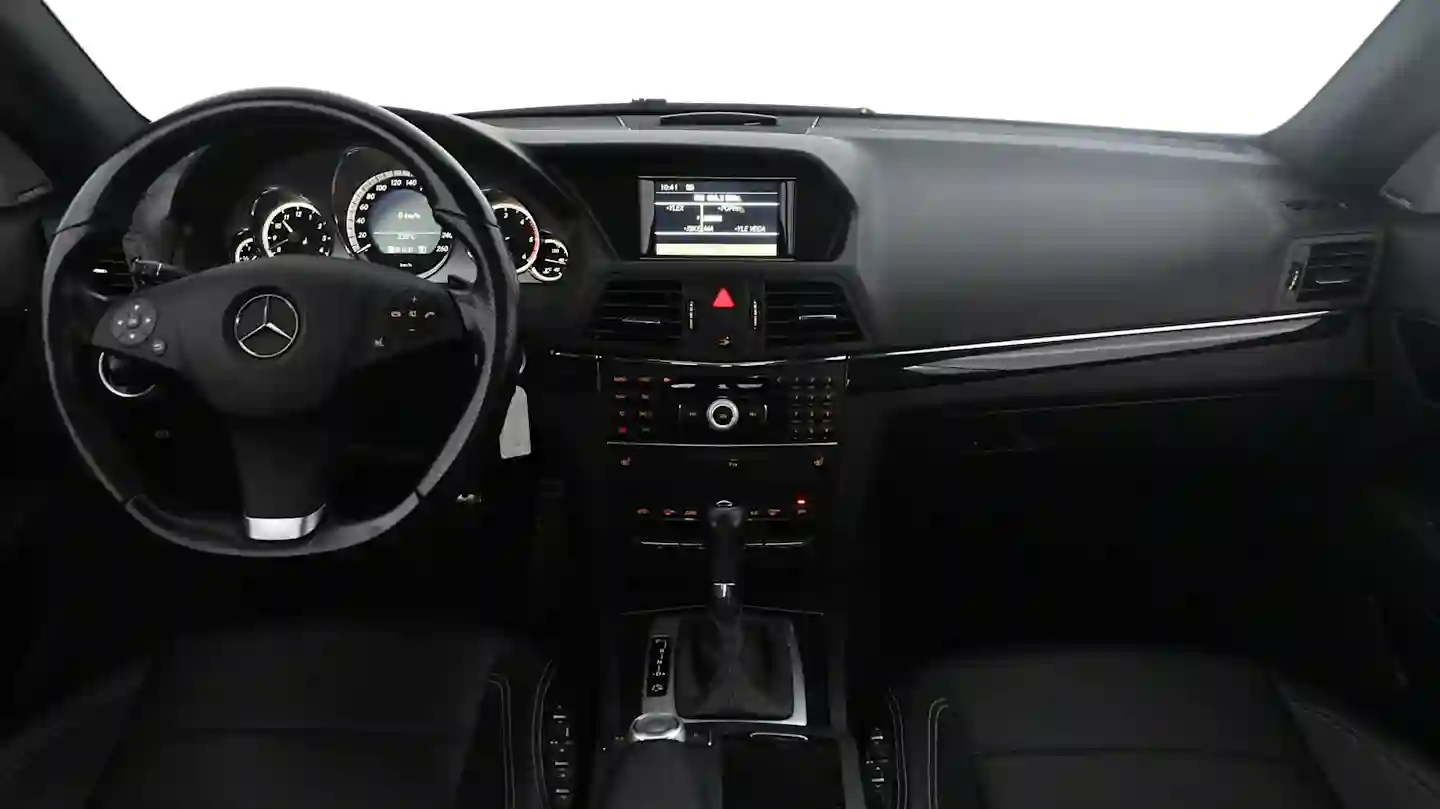 Car Image - 68EwaUgHiJRpJqni3njX47
