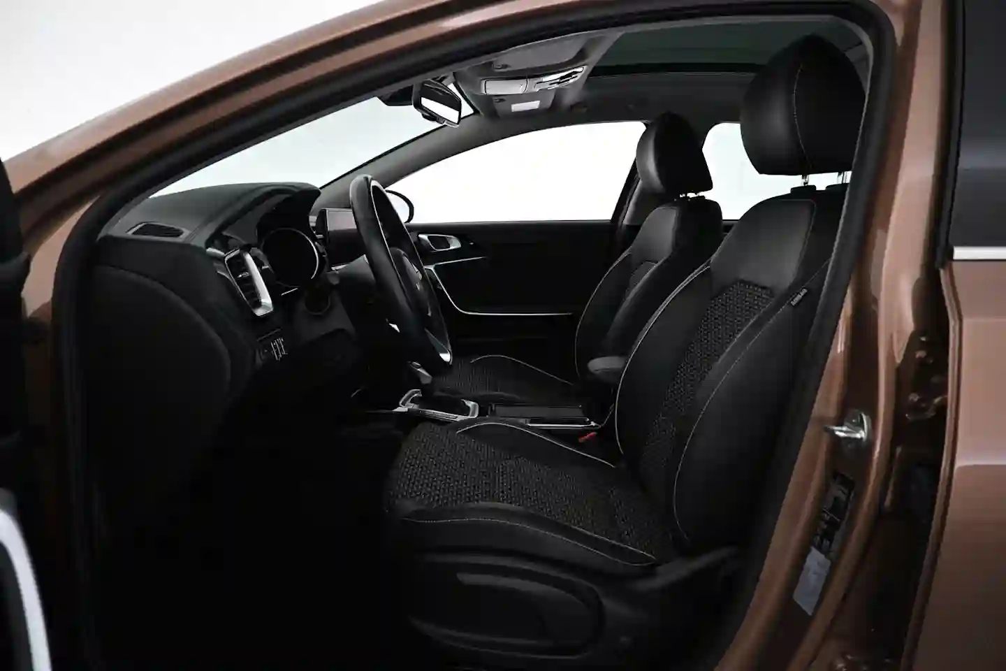 Car Image - mVzSH0z5FOjhJ8fPgX1cm