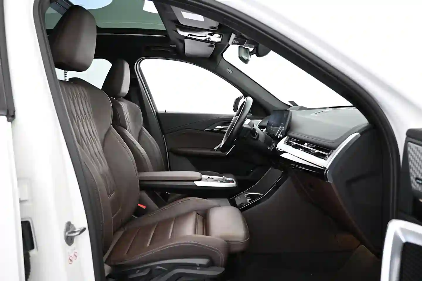 Car Image - 12JlXNuBvzFuqh9KMbnke6