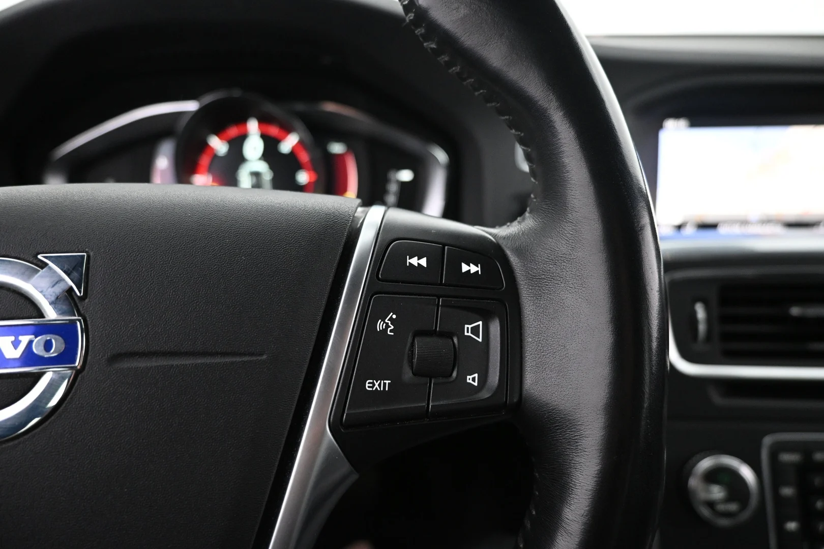 Car Image - 2b41mbiSNoW1gu6eOvFqEY