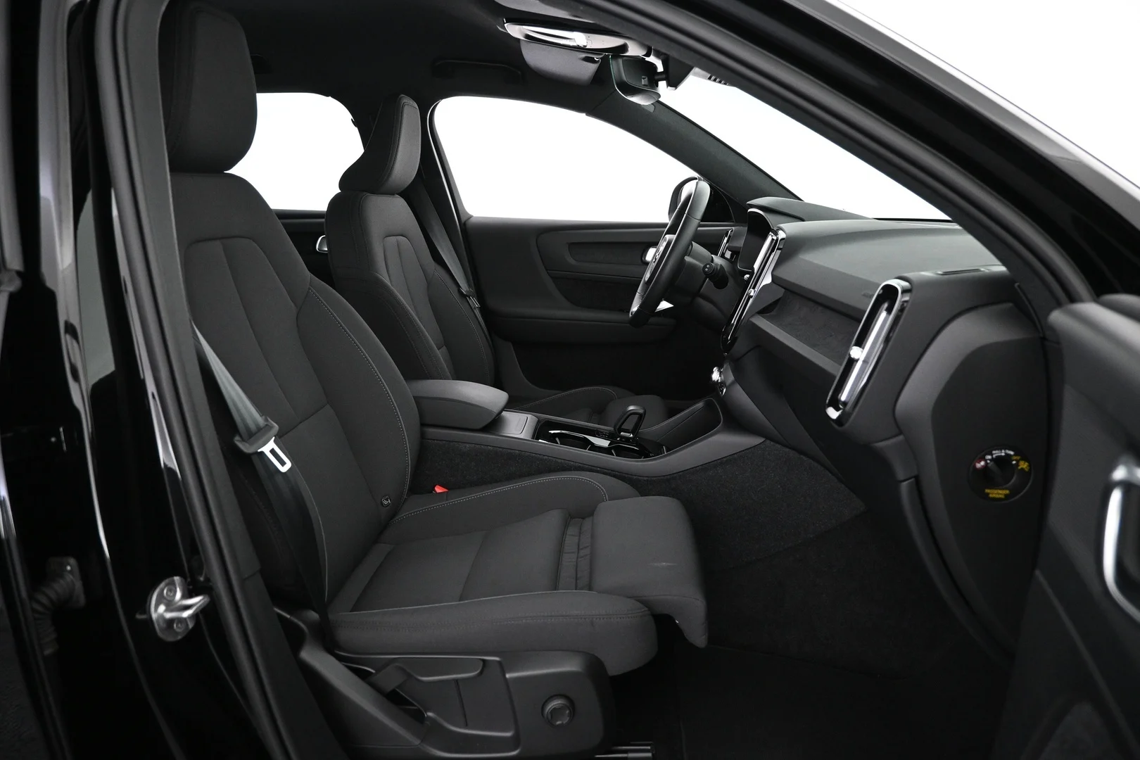 Car Image - ncwLnNZfywKt8mJWmnkgz