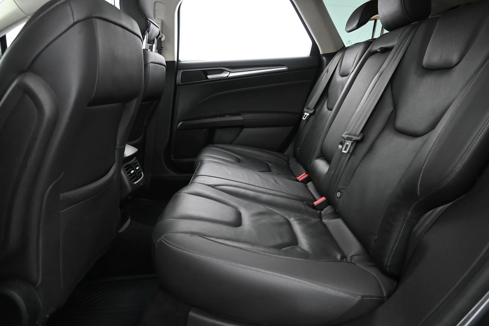 Car Image - 5L7DFkNwasd8je5f9UkhRp