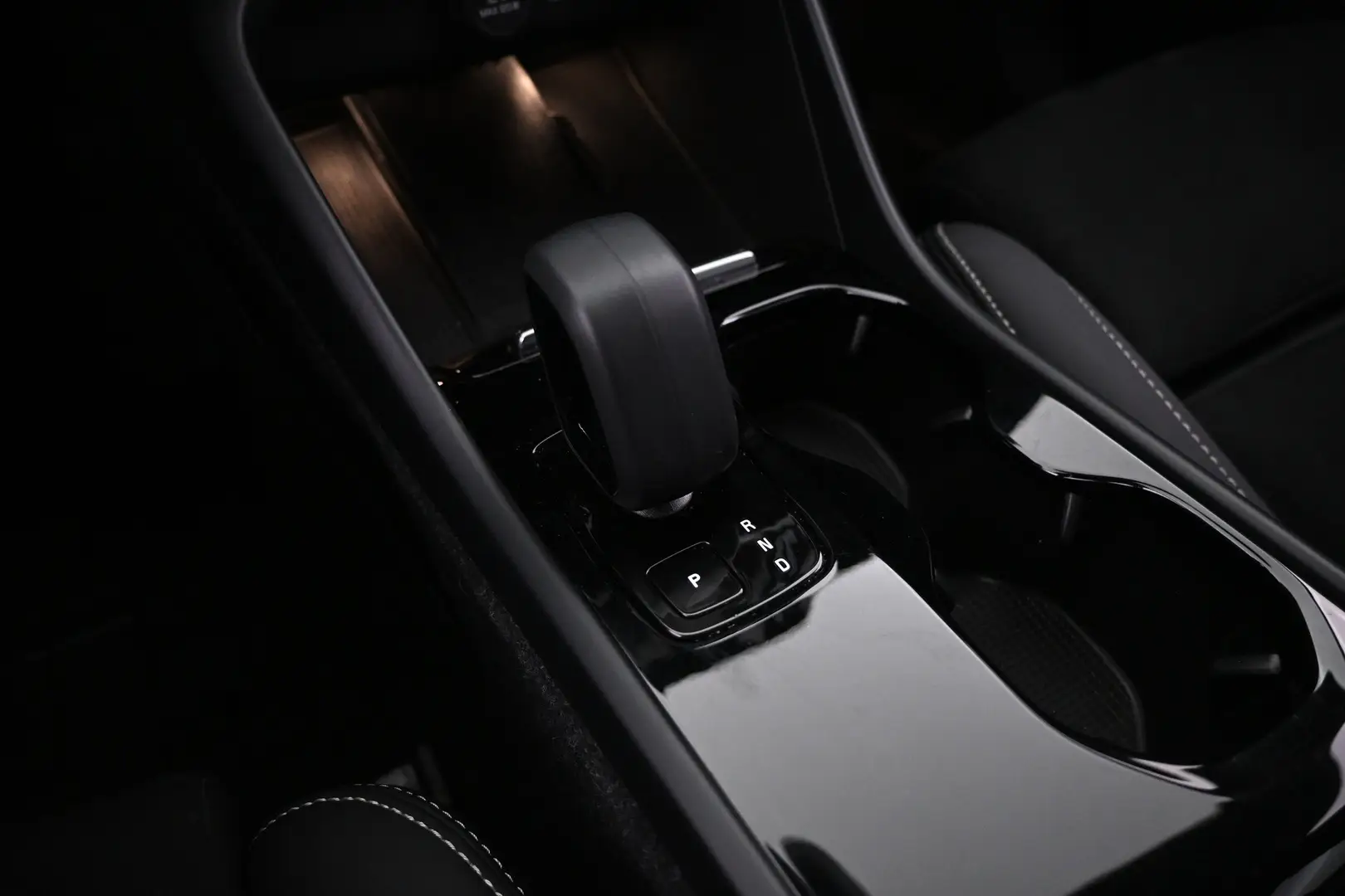 Car Image - 2KMtdDQWQxyVx5PM4By2IC