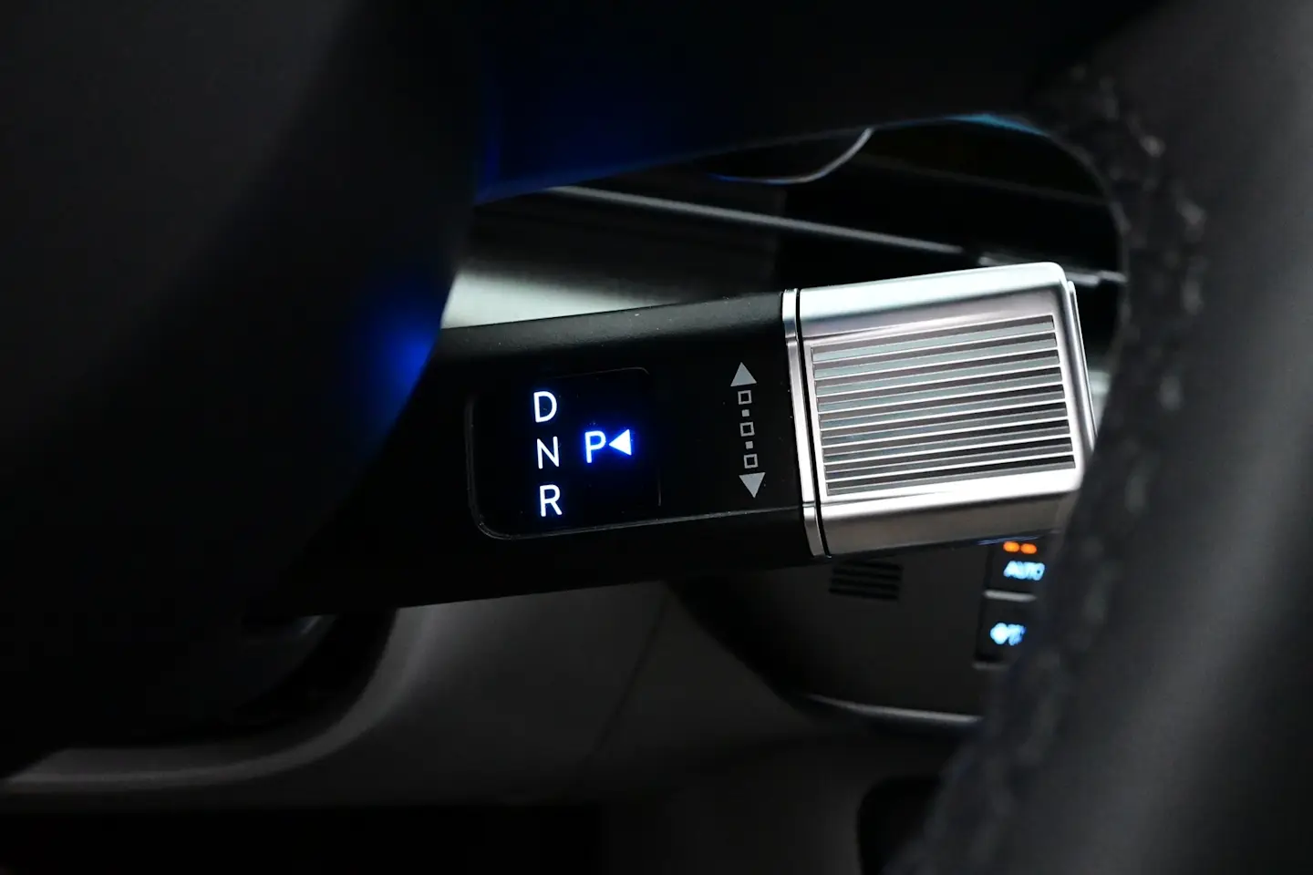 Car Image - 4dqd0KxNlW140xGIDmyhNG
