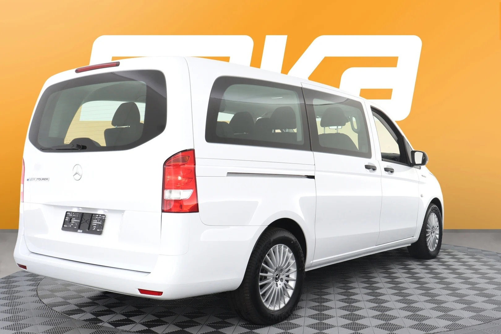 Car Image - 43i0VnkIXdHaSrc7SyA2Jv