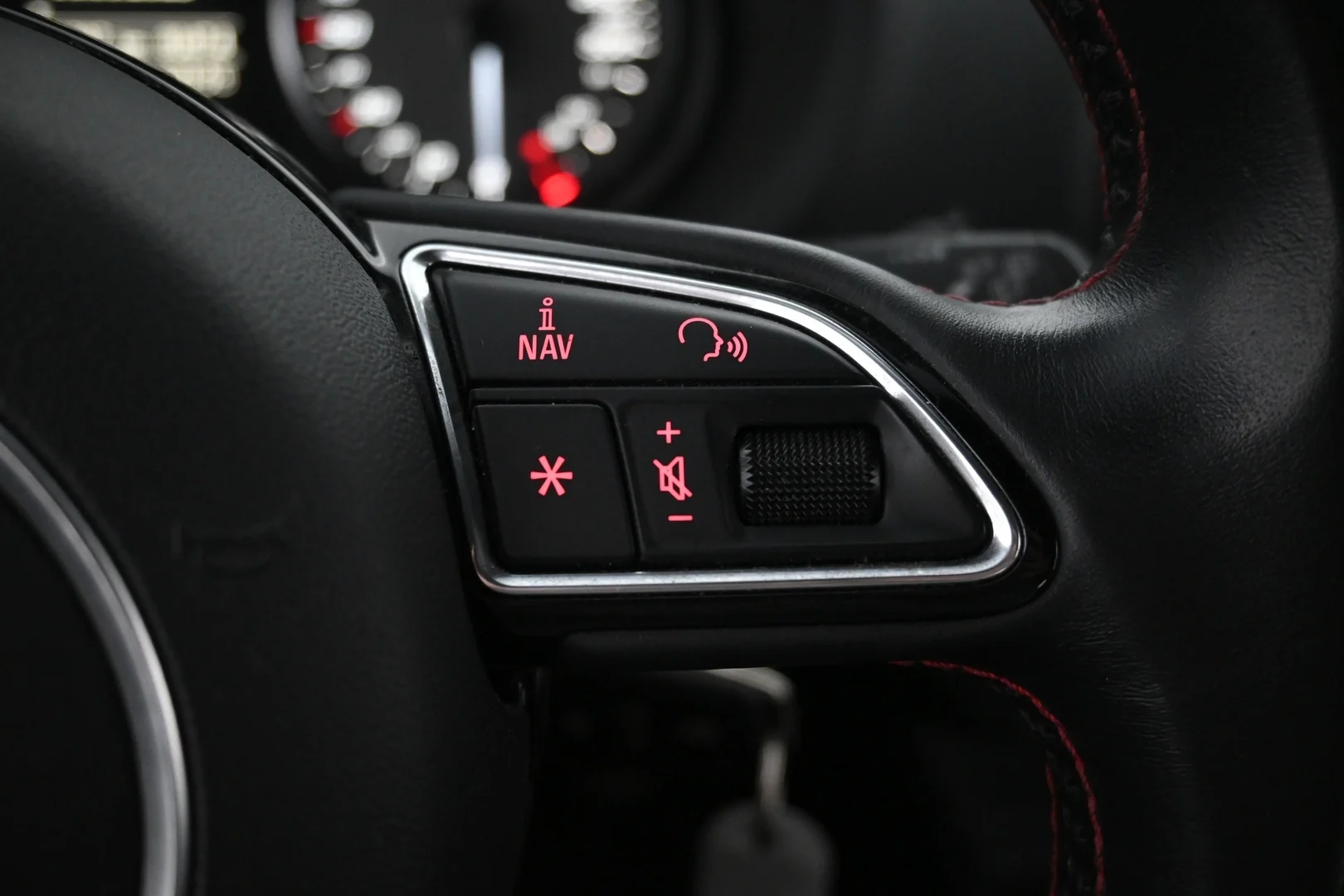 Car Image - 0DXtCc4vA5LU8N851pmfp