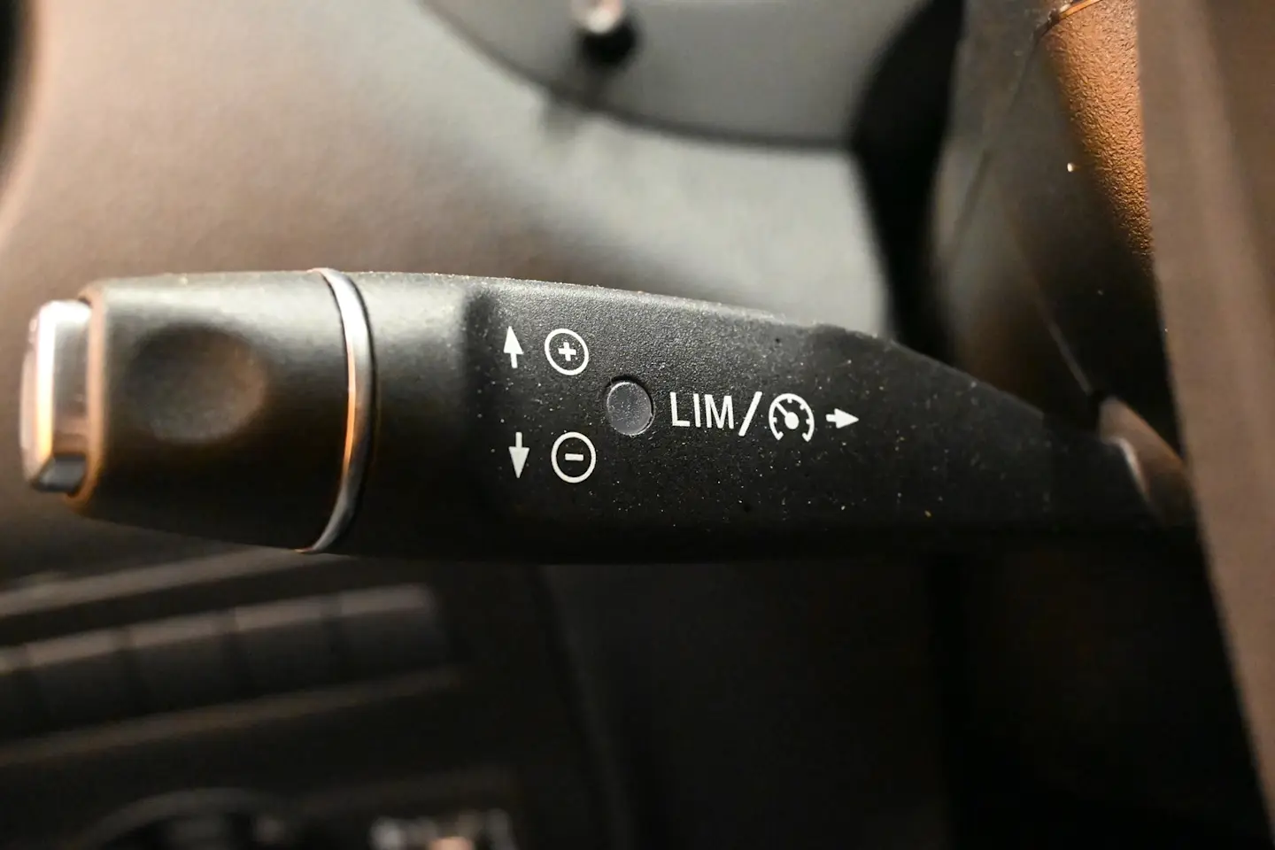 Car Image - 66YYgmgUh0SuMcULqx7zTc
