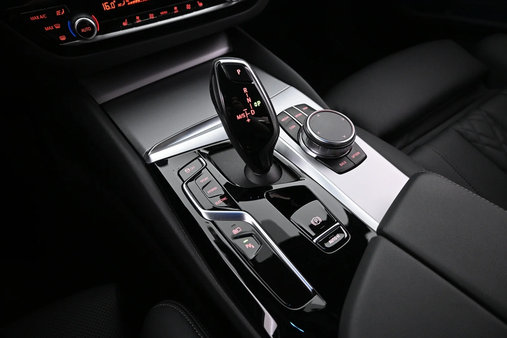 Car Image - 4CFbsftWQ6f1ESiVdTc7f