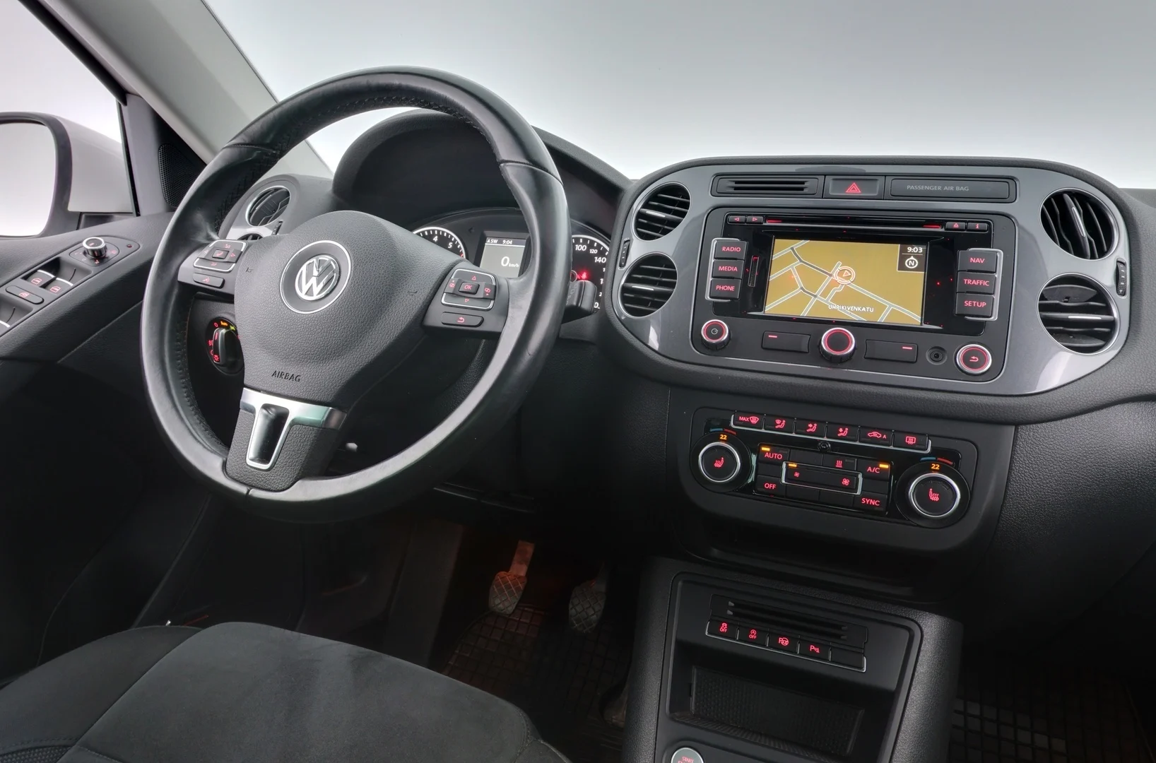 Car Image - 2jsa5pxqfQYAlQUCIvXHPi