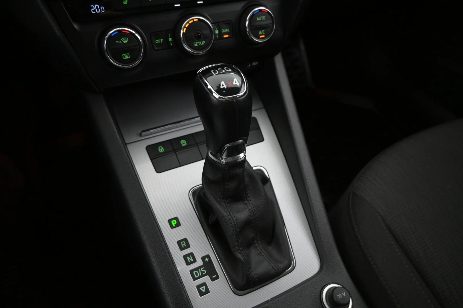 Car Image - 5mlmBiTQBEoBifChKdsZTo