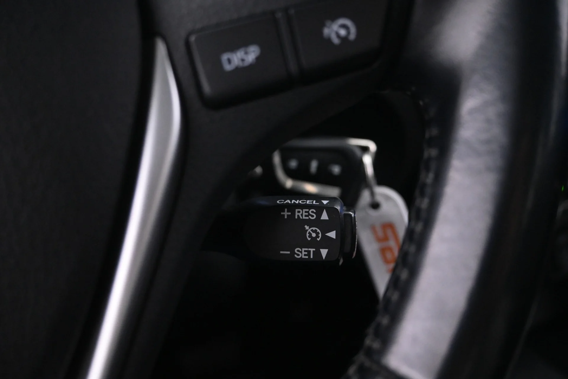 Car Image - Plq1VAdoTmQF0NQ8HYAeH