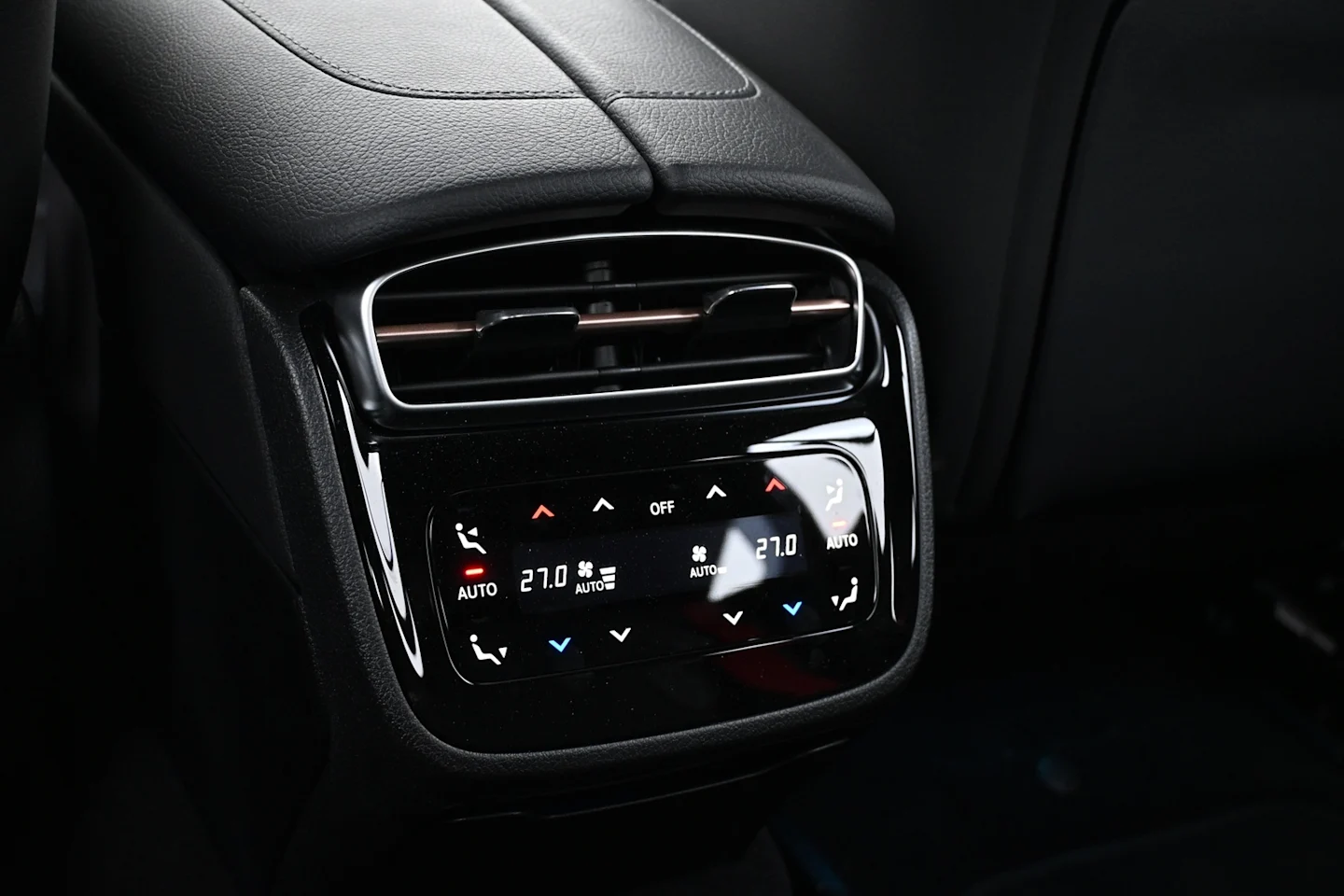 Car Image - 7tN7AoOpuQoHCrWbvqMLU7
