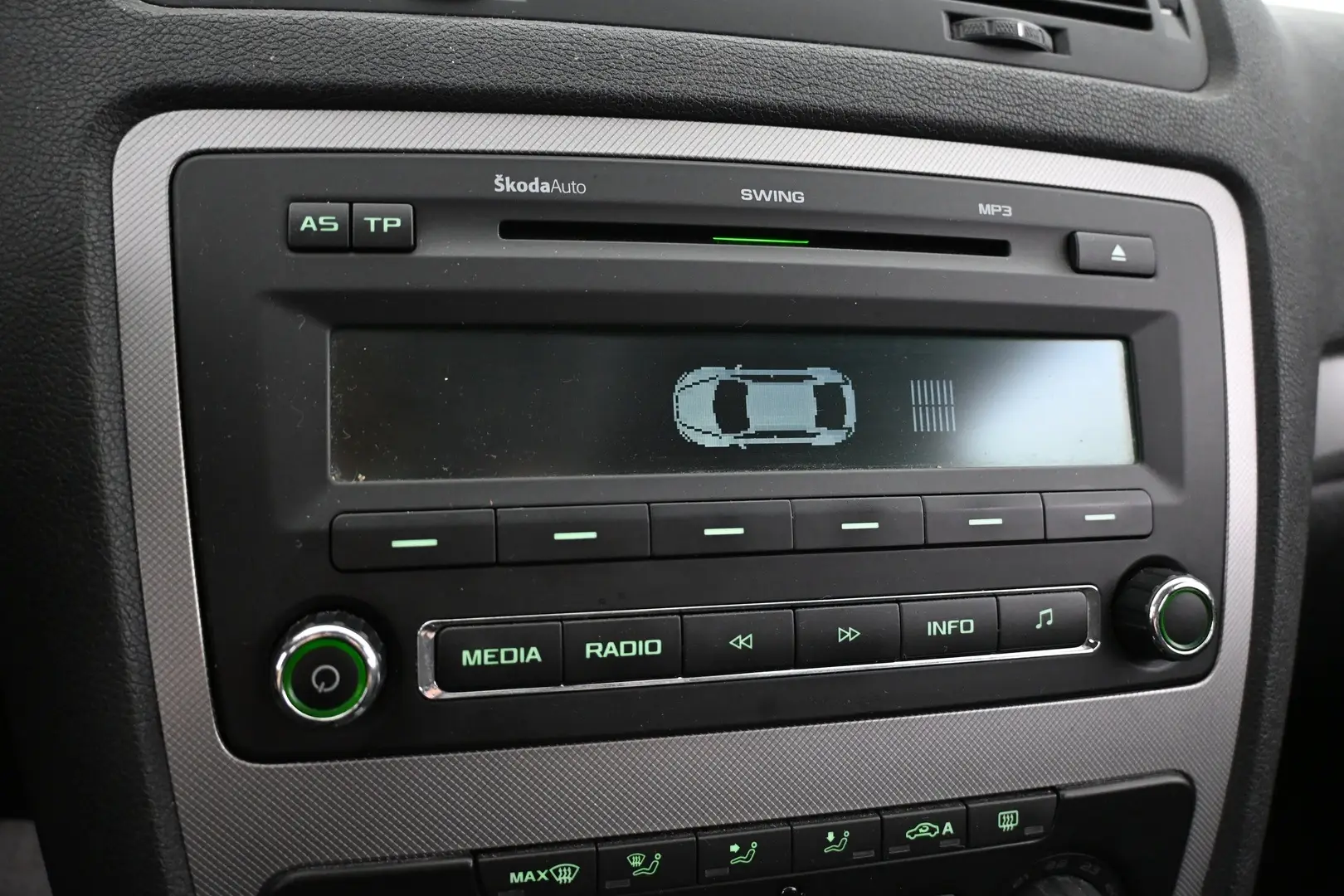Car Image - 1bHHXrMatAKBNye6f94B2X
