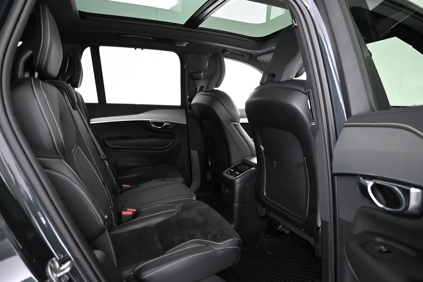 Car Image - 1AMuG9Je06uX0evOAEOkYc