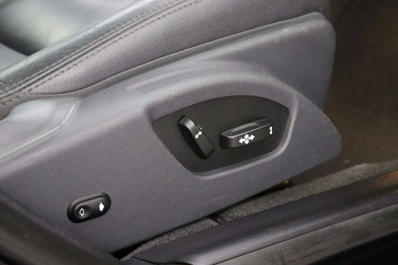 Car Image - 3WgWL4mDIm3OmZcia03sh1