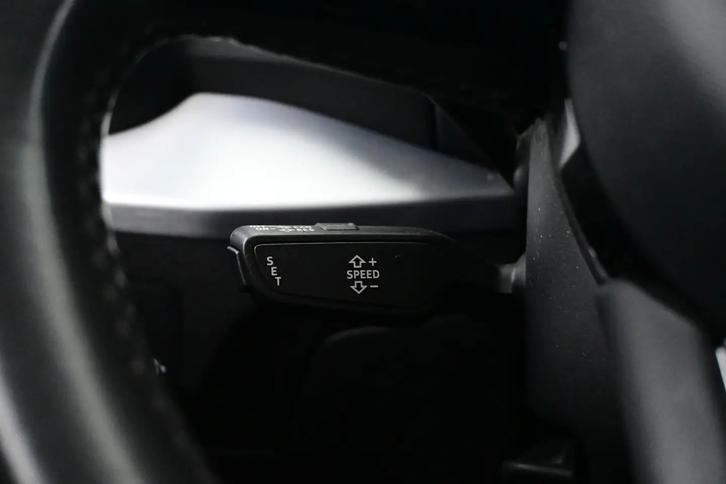Car Image - 4PqGnkHsZnCw1aOQ4Tu3ri