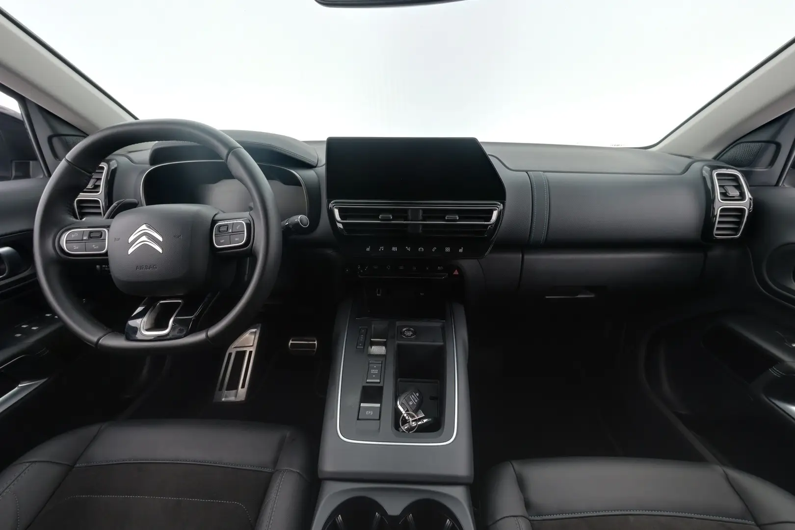 Car Image - 4Q09PEgEb89MgLZbJLMkgg