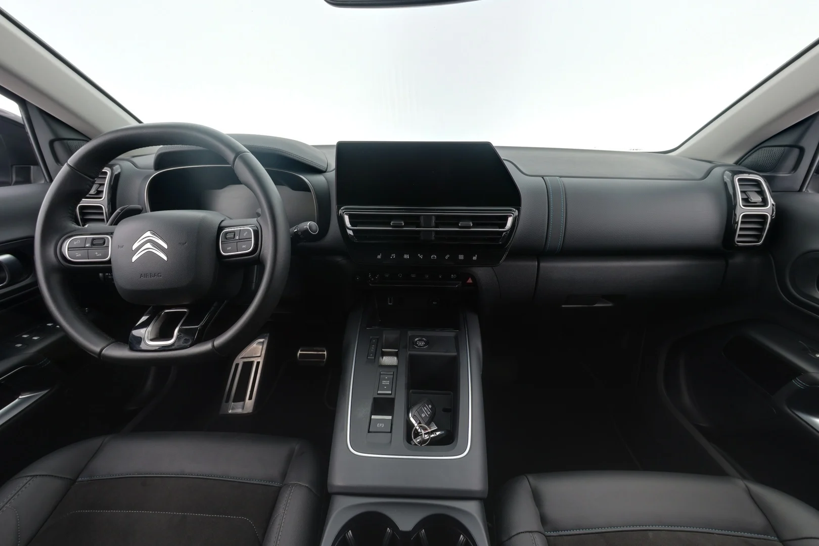 Car Image - 4Q09PEgEb89MgLZbJLMkgg