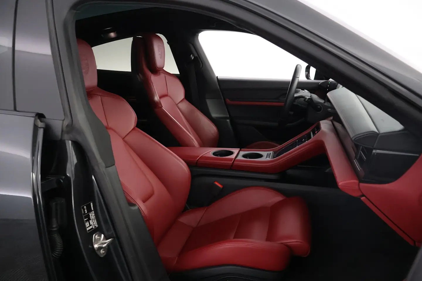 Car Image - 3VPwiWt5fPBakiENNXe7pE