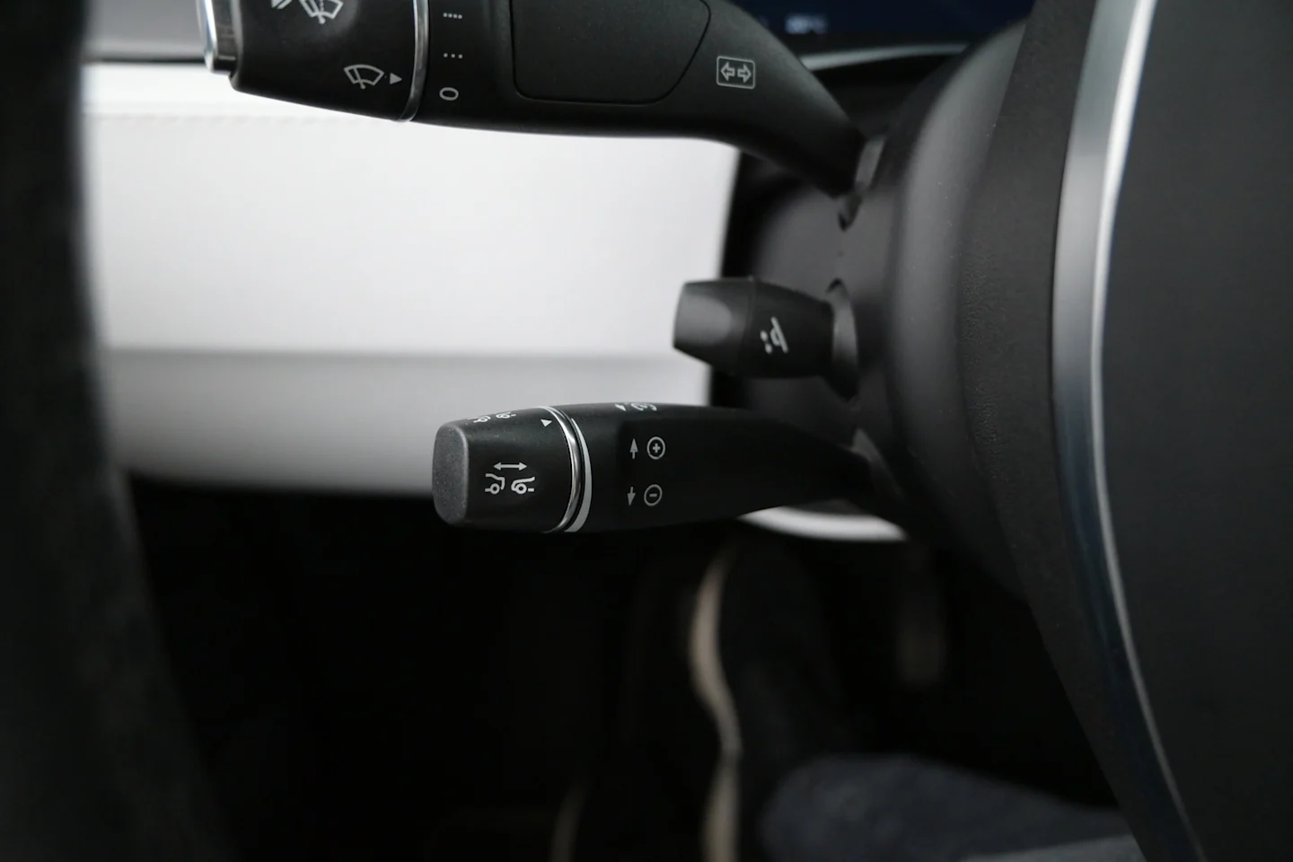 Car Image - 6TIvfjxKXhl4bBmRA1BGCh