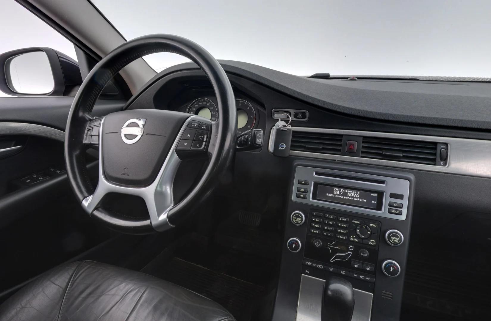 Car Image - 1fiWFNebIl7rt8qbSZF1Fw