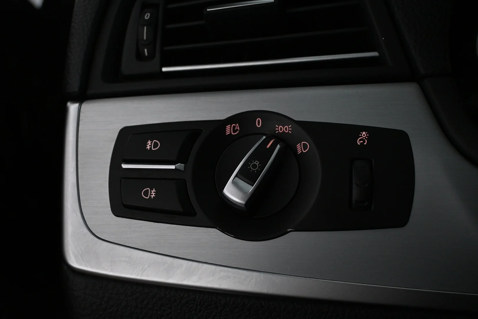 Car Image - 26Y4FCLDAGuENtNQZ5cSkU