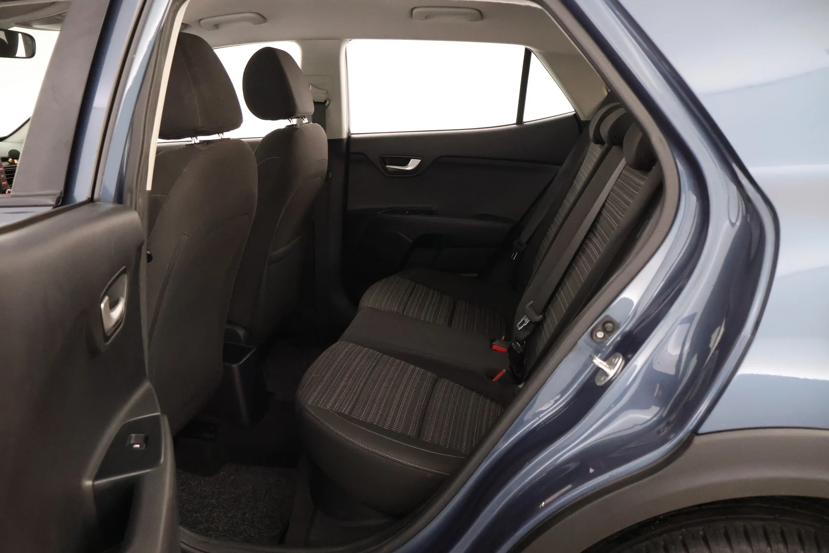 Car Image - AtMawgM96FL2frjxEgQg8