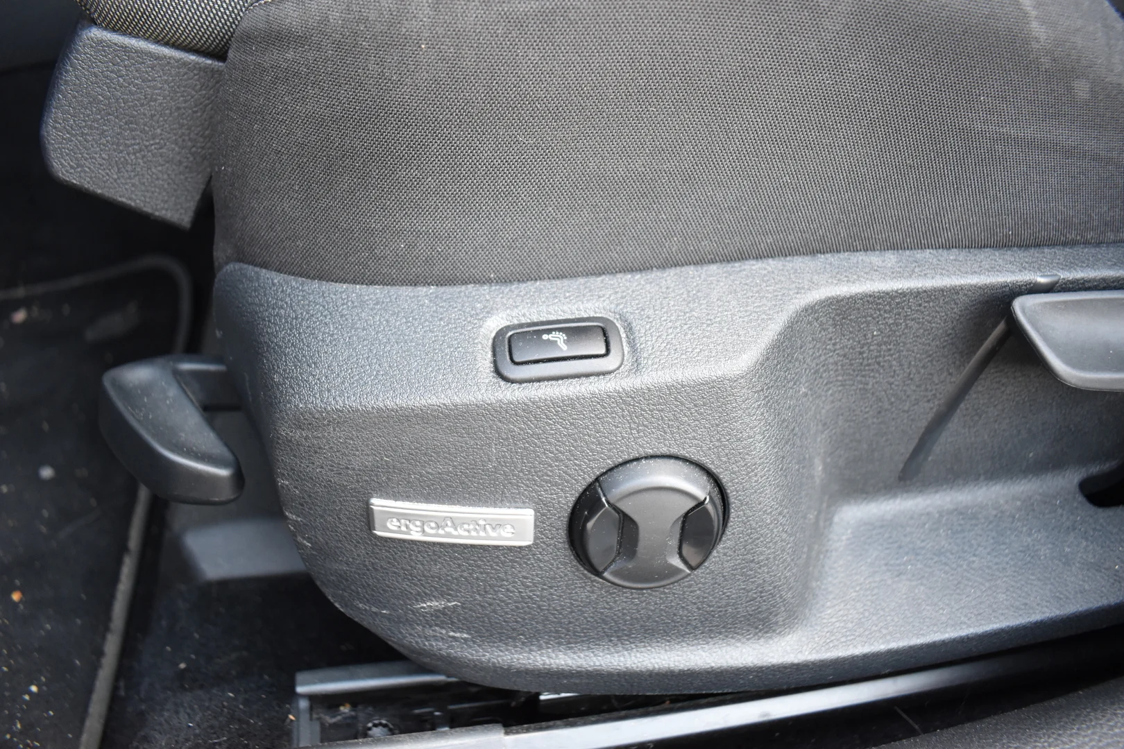 Car Image - 70e7cDzgm78ulNs8o3qduy