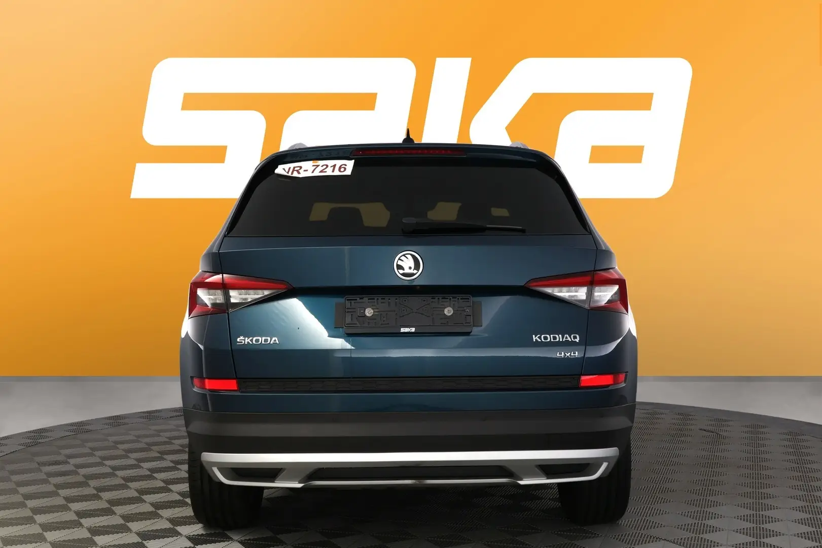Car Image - 1Y4iDyslS0i4sURLlJblEF