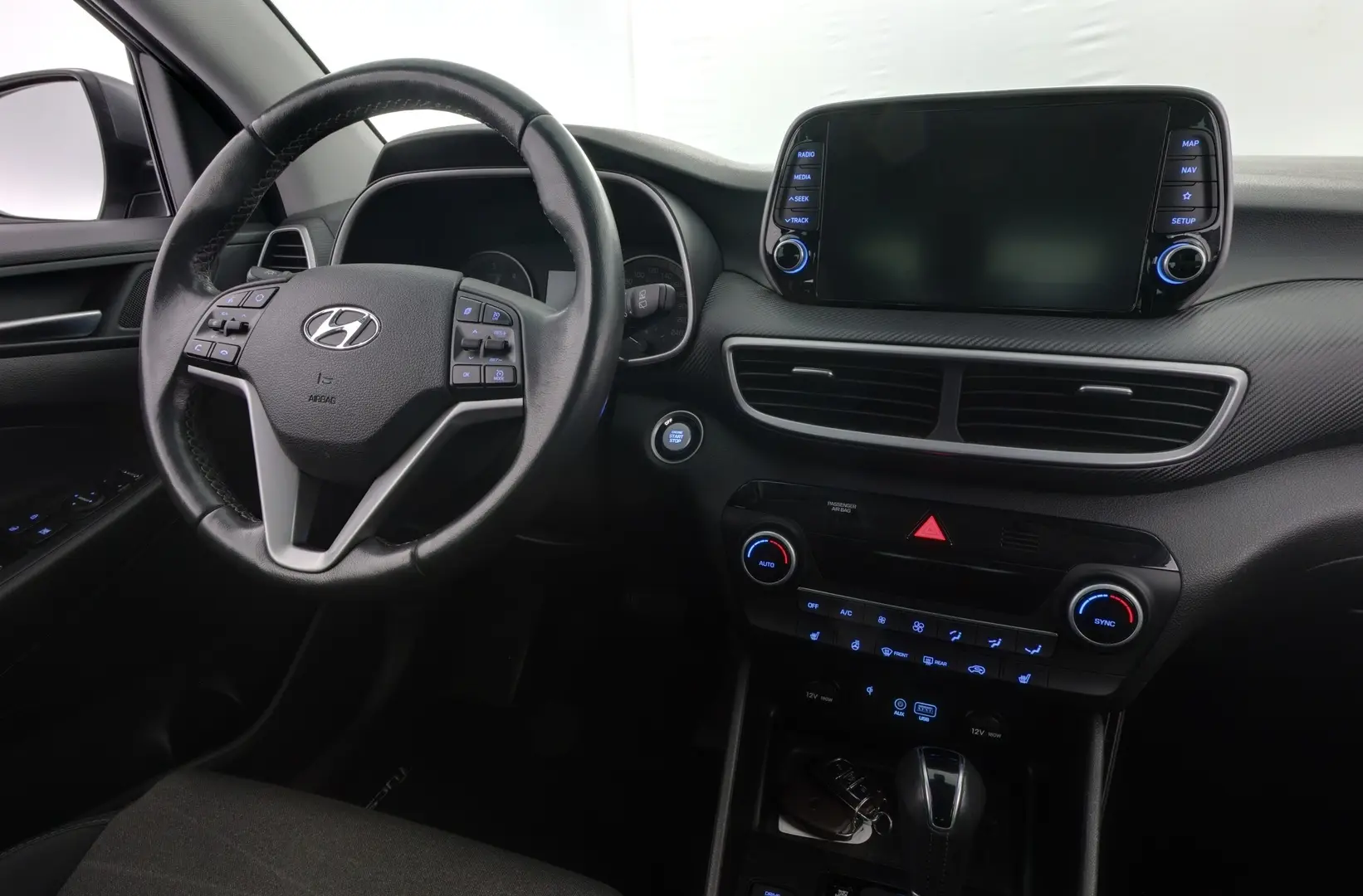 Car Image - 29GO2N8MvIuZF0oOmpuyQy