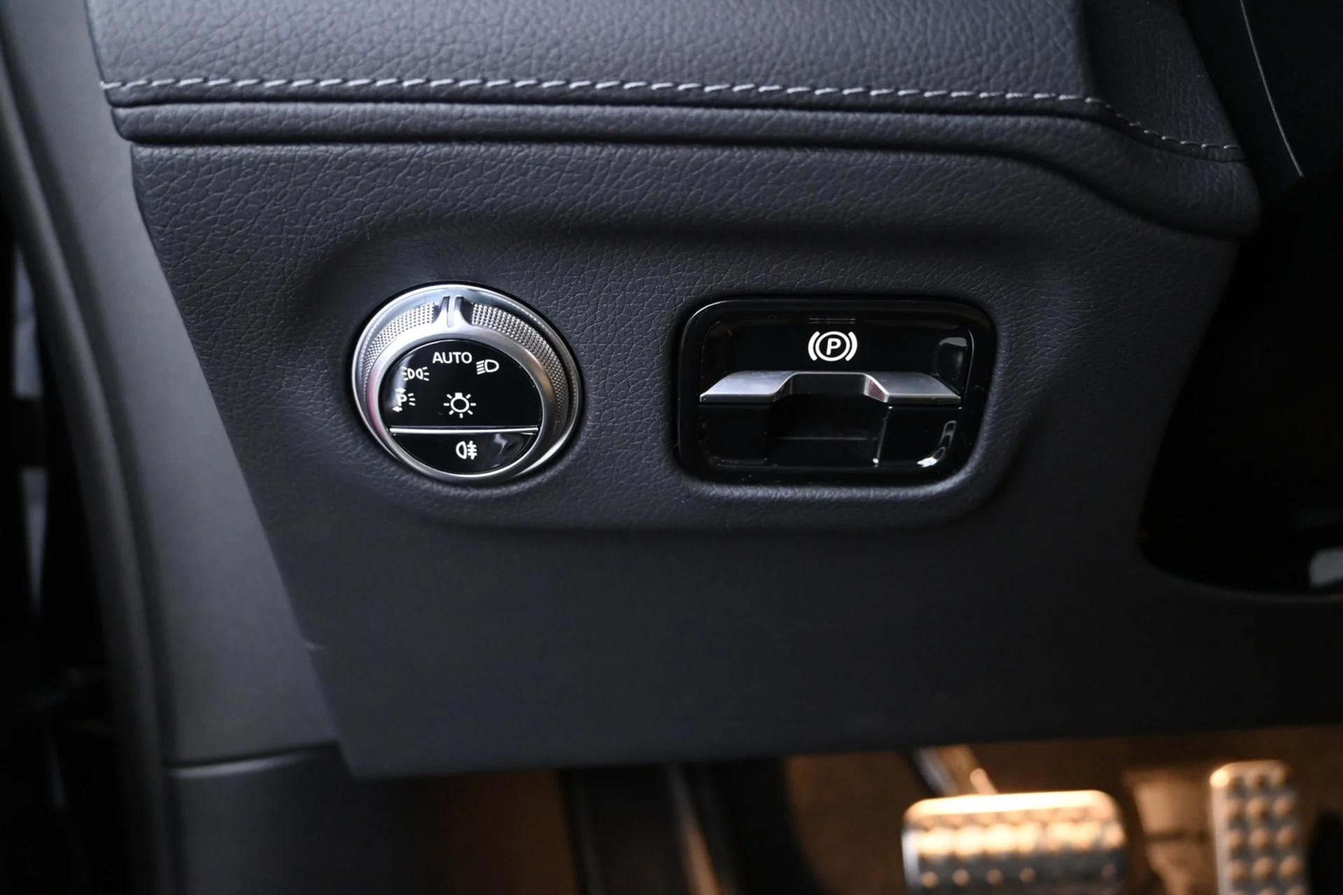 Car Image - 41fX69PnIBDnyxqguorjty