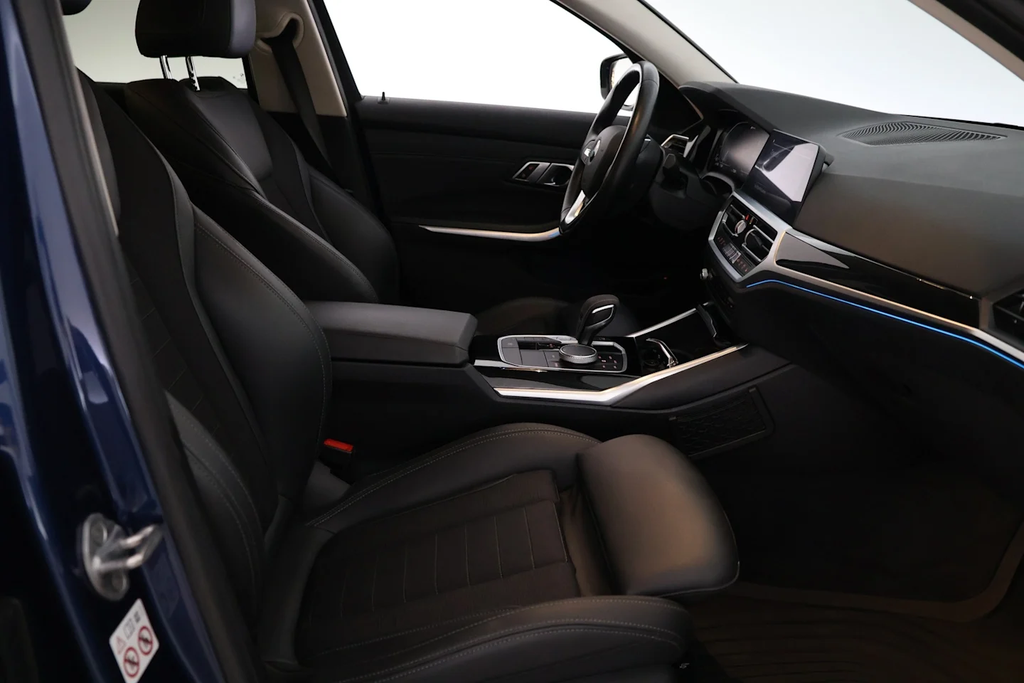 Car Image - 4TJWIZKplAoY1ov1IbxHOj